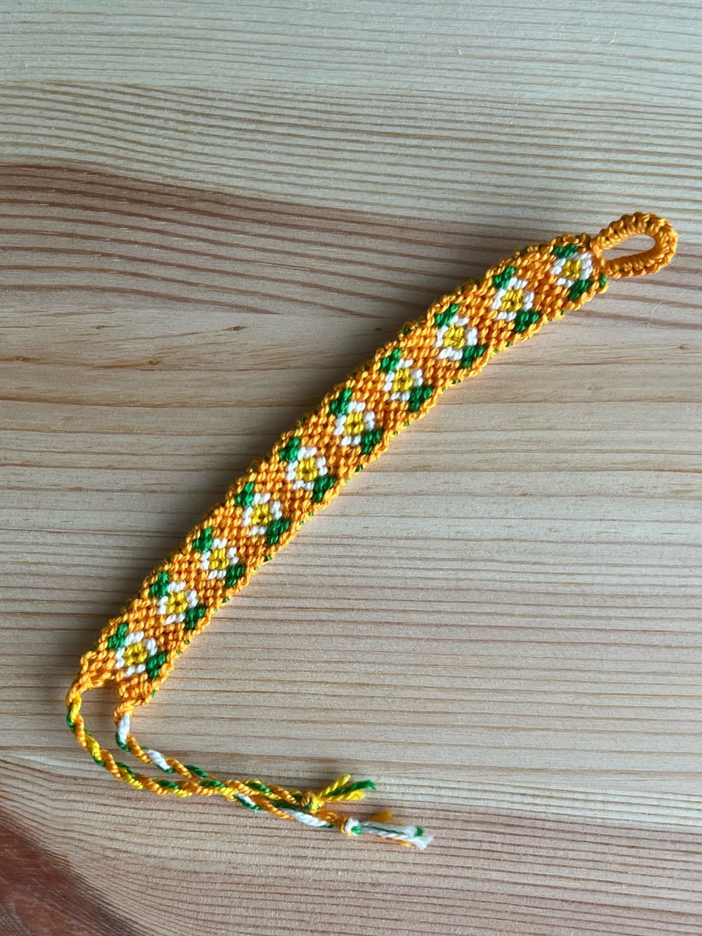 Cotton Flower Bracelet - yellow with white flower